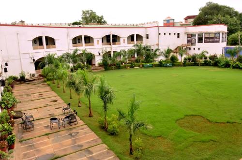 MPT Hotel Bharhut, Satna