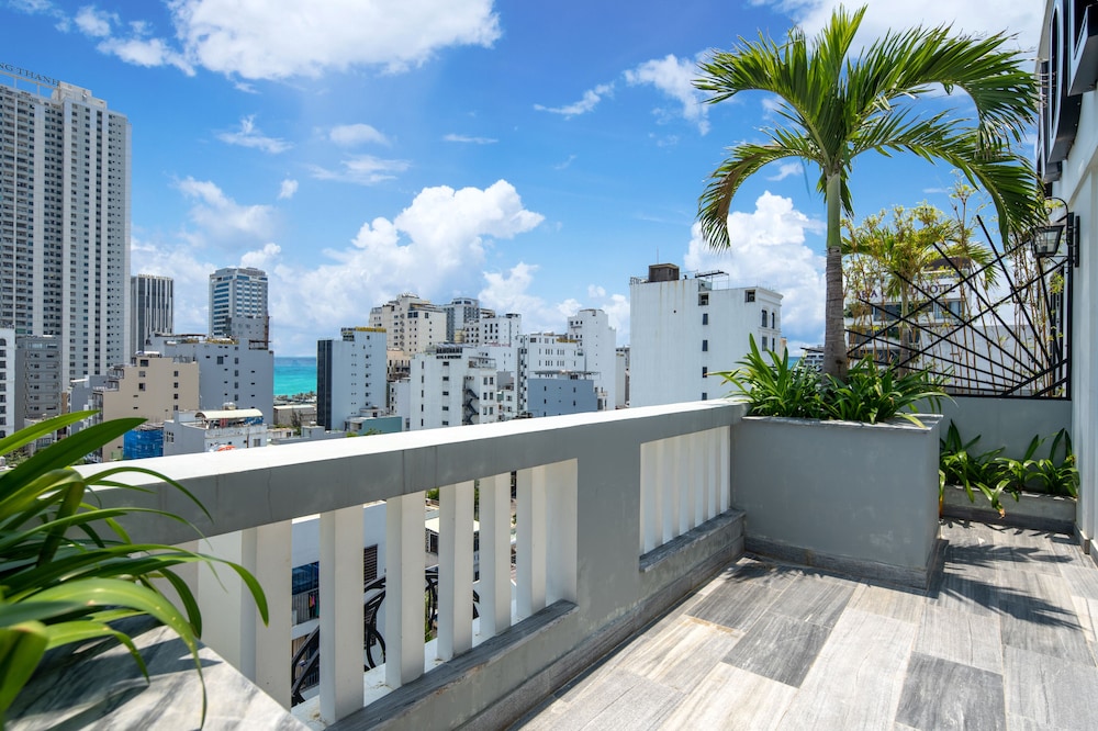Adela Boutique Hotel