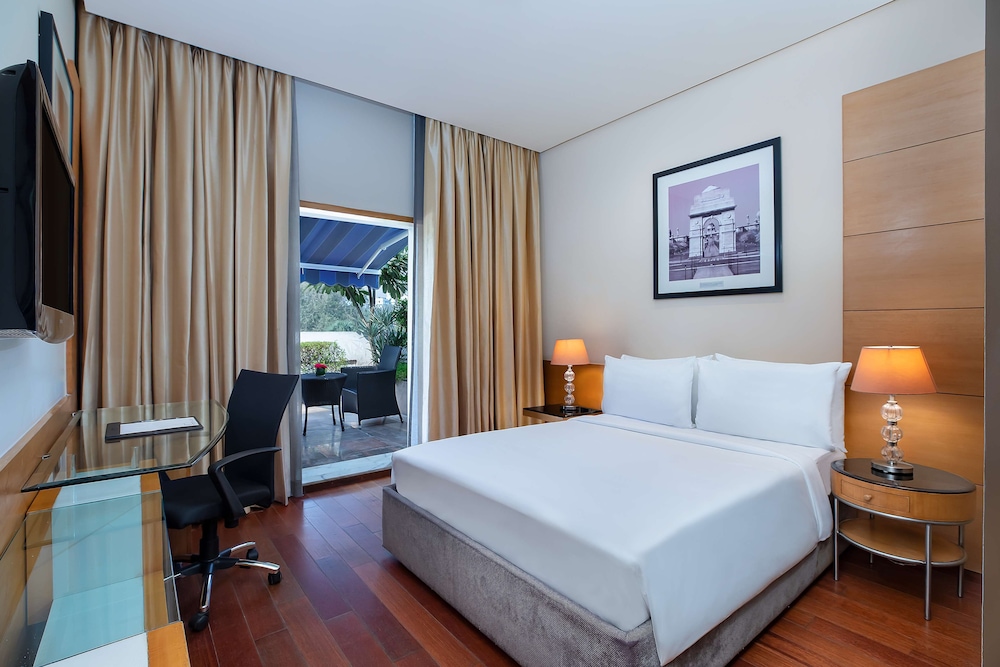 Radisson Blu Marina Hotel Connaught Place