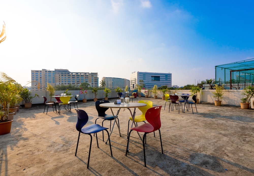 Hotel Apex International
