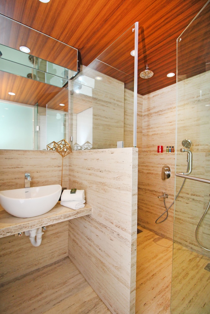 Theory9 Hotel & Premium Serviced Apartments Khar