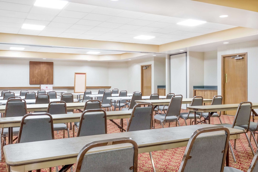 Ramada by Wyndham Macon
