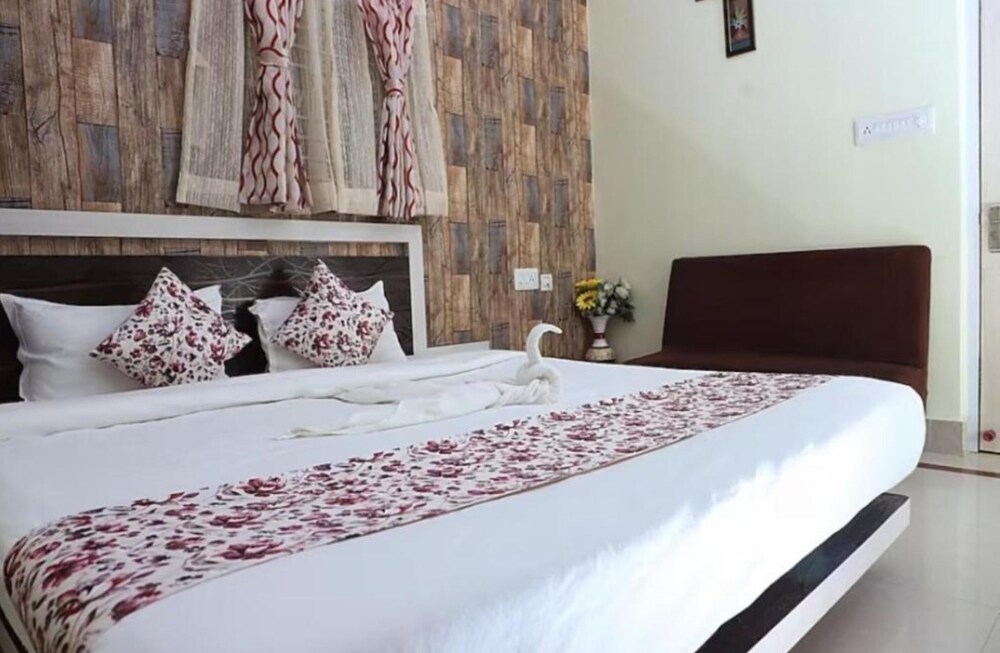 Hotel janvi international inn