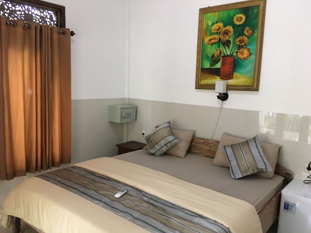 Warna Cottages & Bungalows