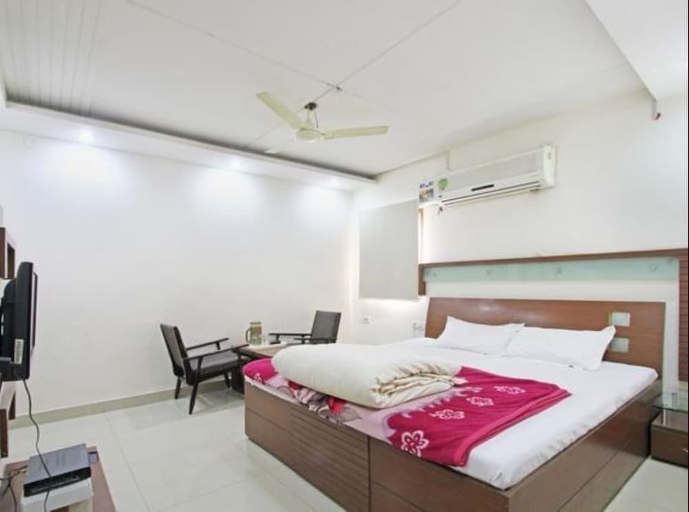 Hotel Maharaja