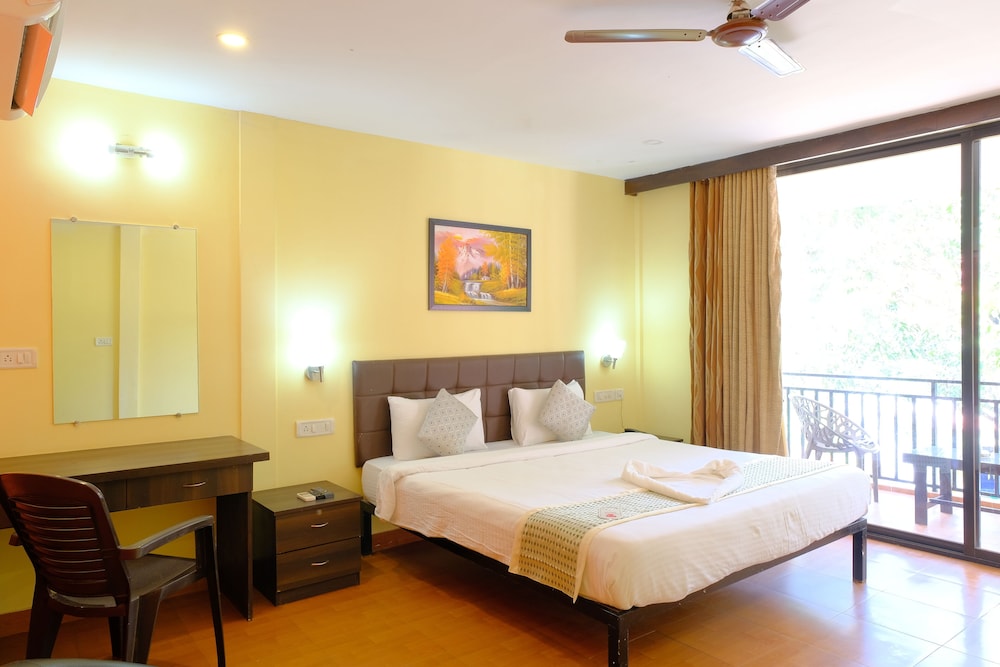 The Byke Retreat  Royal Pearl (North Goa)