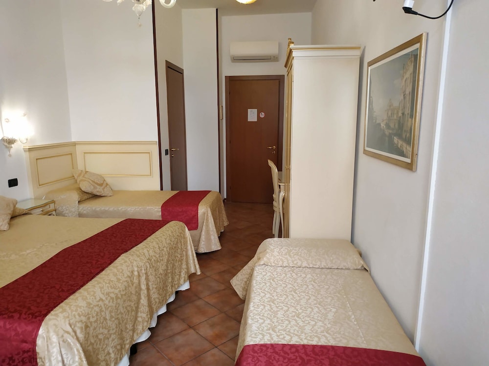 Locanda SS. Giovanni e Paolo Bed and Breakfast