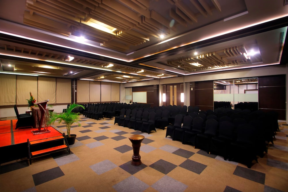 The Lerina Hotel Nusa Dua