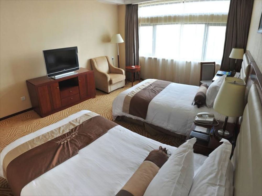 Shanghai Paradise Hotel