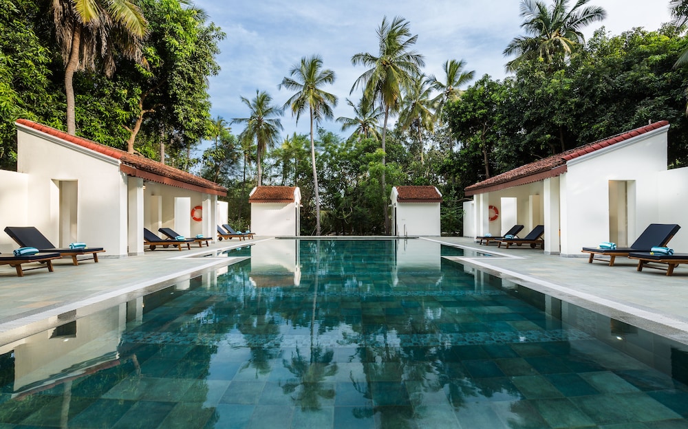 Mantra Koodam-CGH Earth