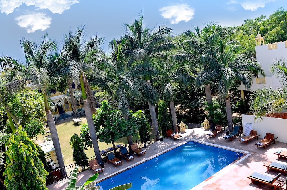 Raj Palace Resort
