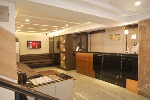 Roland Hotel, Kolkata