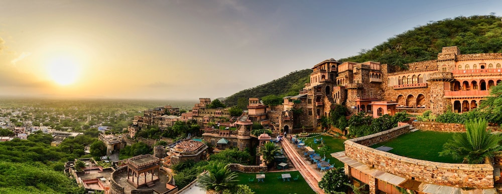 Neemrana Fort Palace