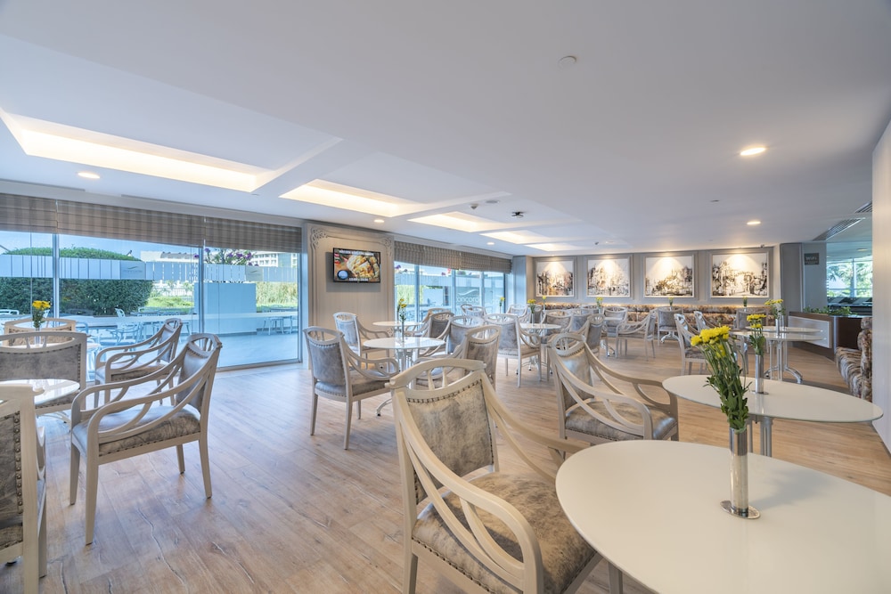 Concorde De Luxe Resort Lara Antalya – Prive Ultra All Inclusive