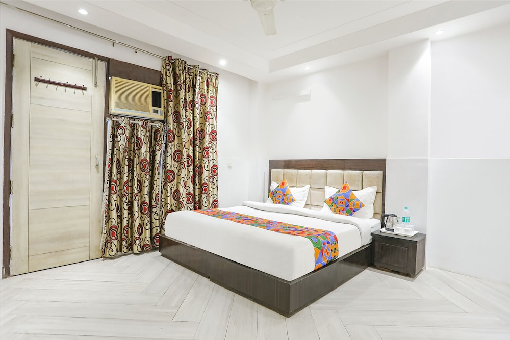 Via Lotus Palace
