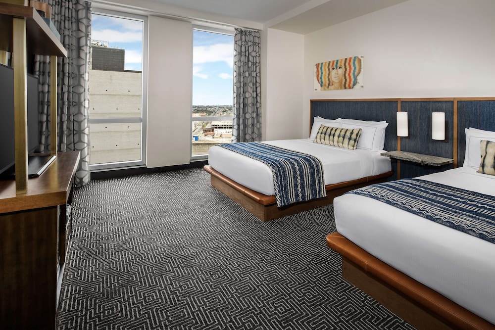 The Troubadour Hotel New Orleans