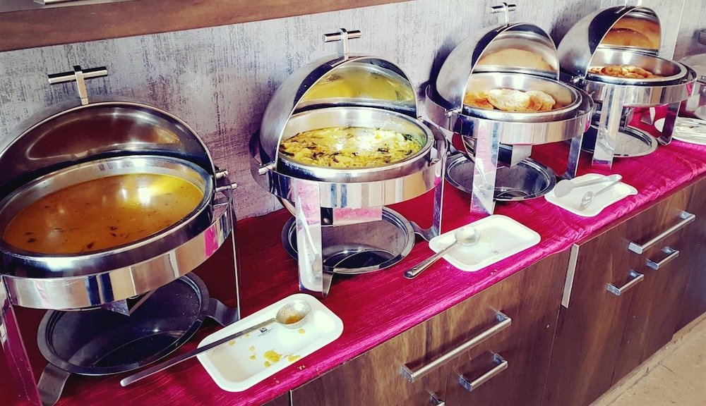 Hotel Santhi Bhavan