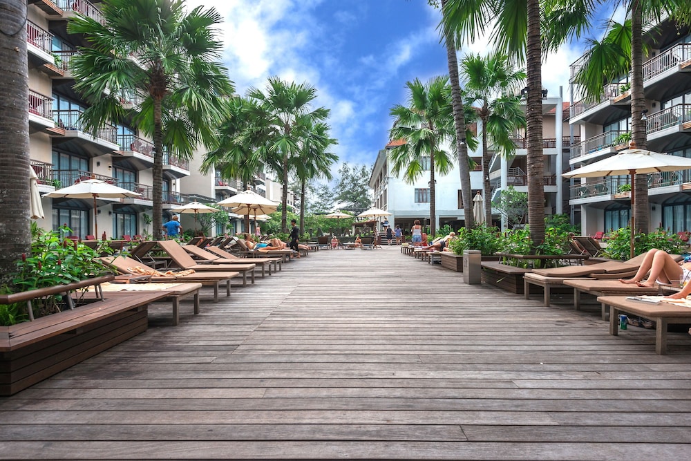 Baan Laimai Beach Resort & Spa