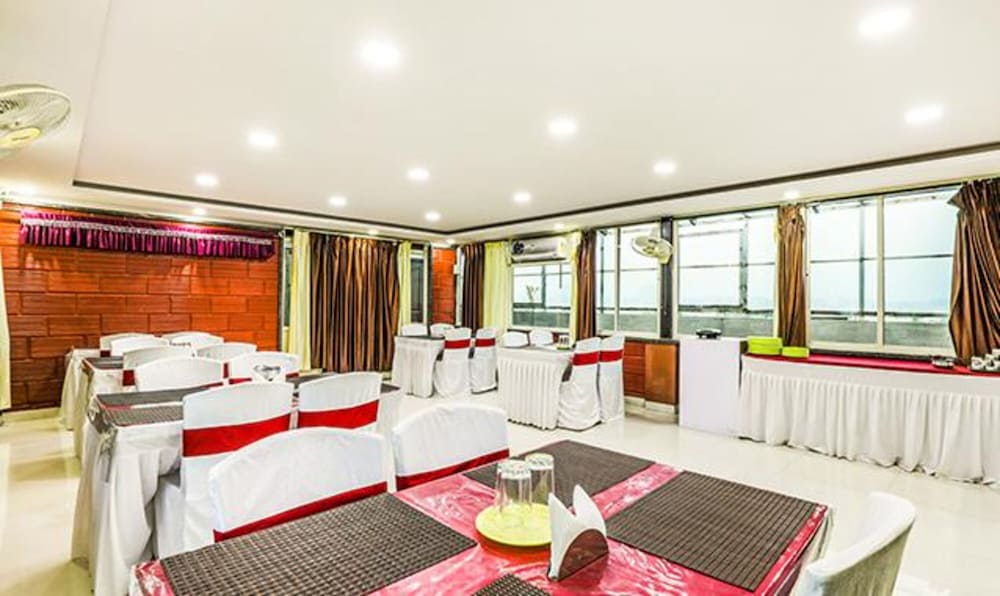 FabHotel Comfort Inn