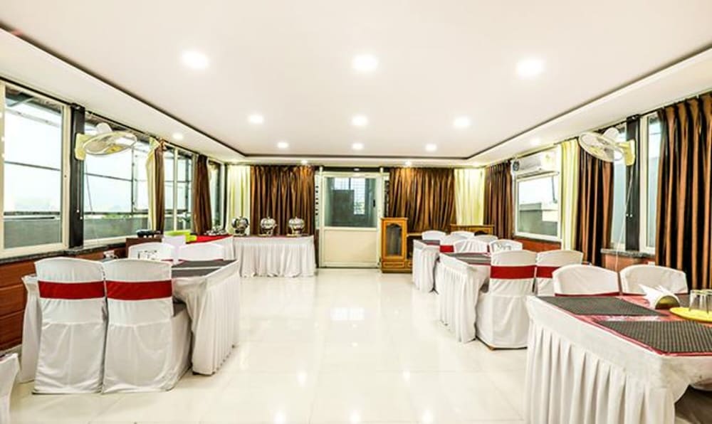 FabHotel Comfort Inn
