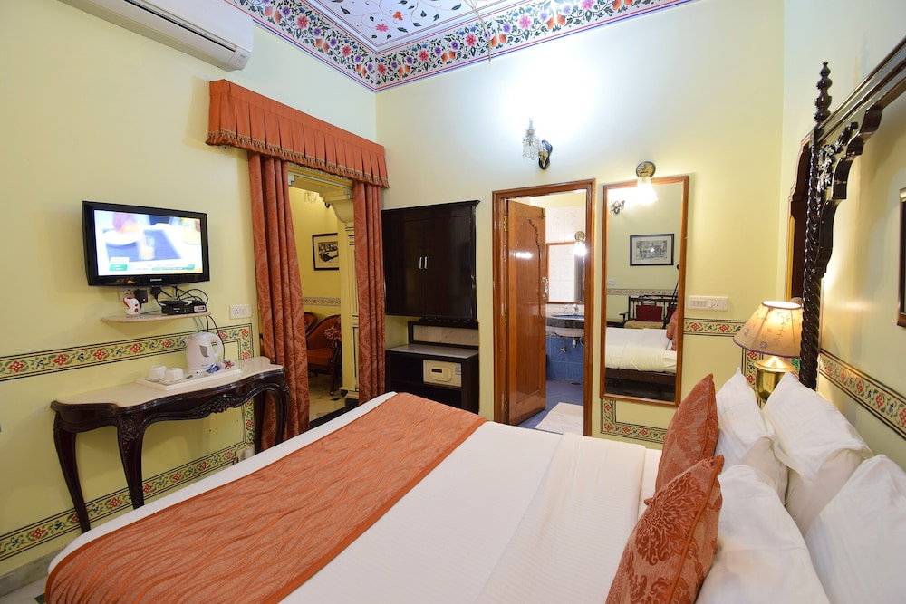 Umaid Bhawan - A Heritage Style Boutique Hotel