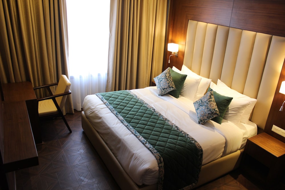 WelcomHeritage Grand, Srinagar