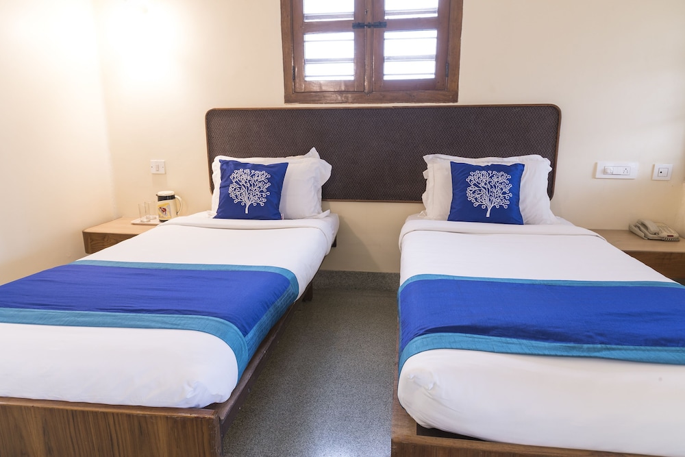 Hotel Woodlands