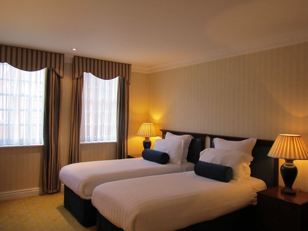 Best Western Plus Birmingham NEC Meriden Manor Hotel