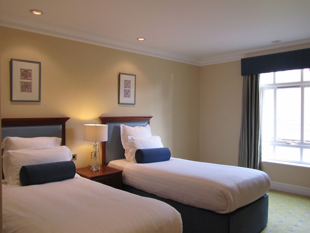Best Western Plus Birmingham NEC Meriden Manor Hotel