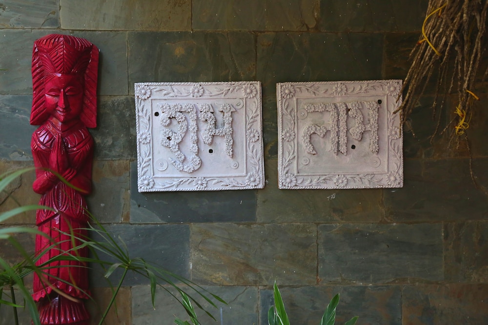 Shantie Shakthi Vagator Resort with Swimming Pool