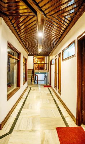 Hotel Subash Palace