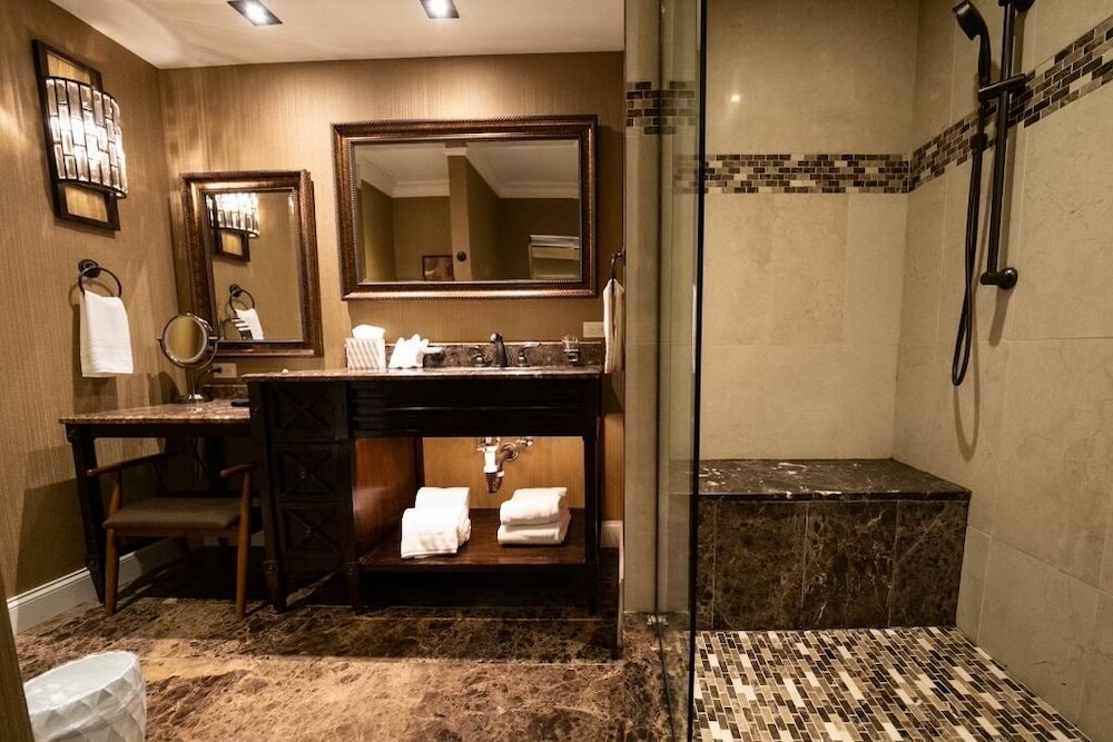 Curtiss Hotel, an Ascend Collection Hotel