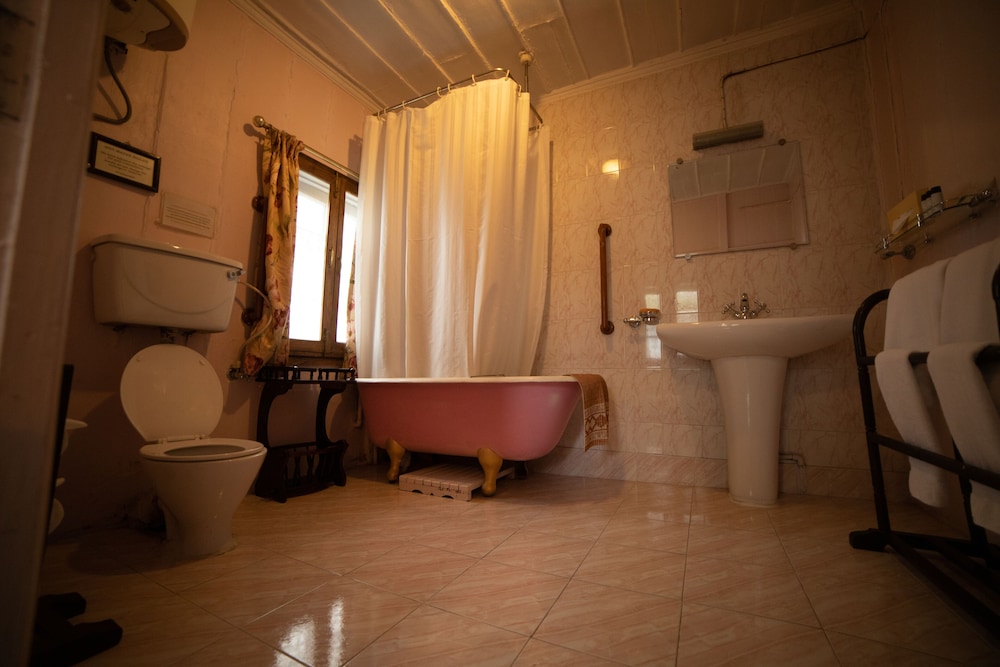 Windamere Hotel - A Colonial Heritage