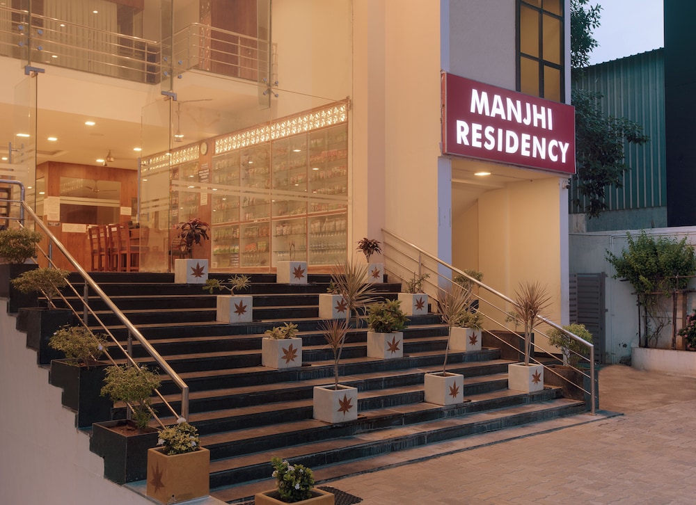 Manjhi Residency