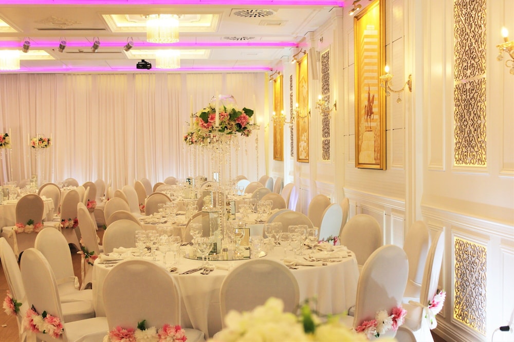 Tirana International Hotel & Conference Centre