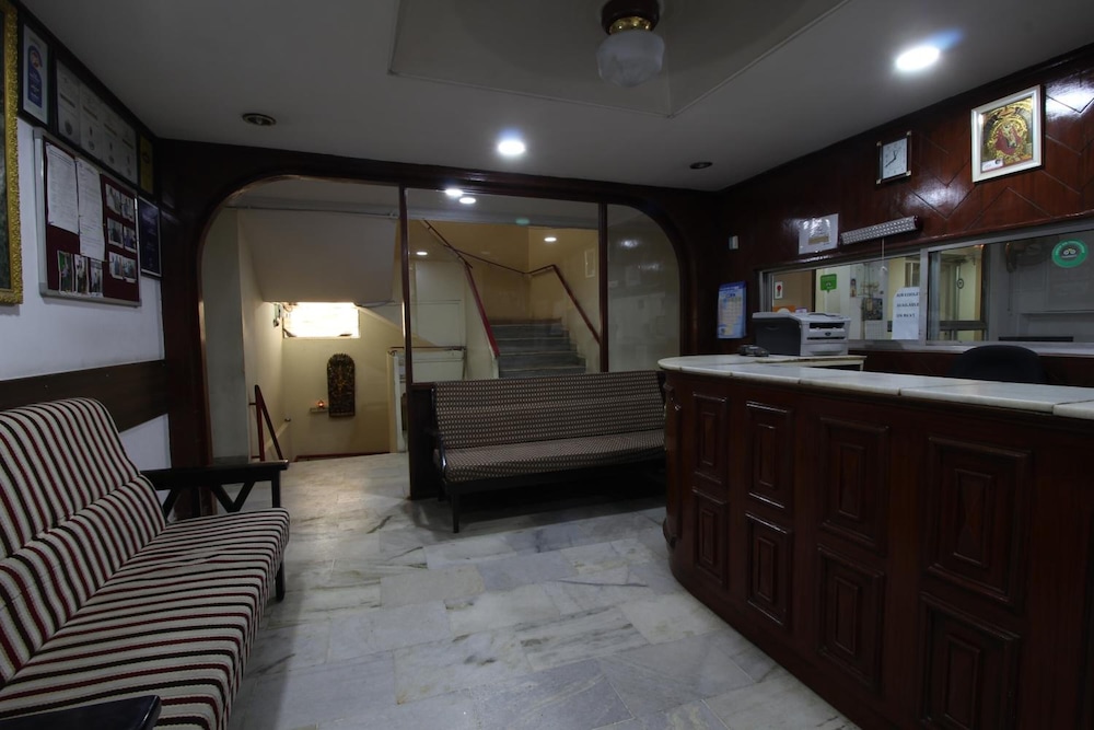 Hotel Maya Deluxe
