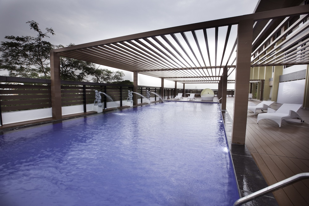 Grand Kakinada By GRT Hotels