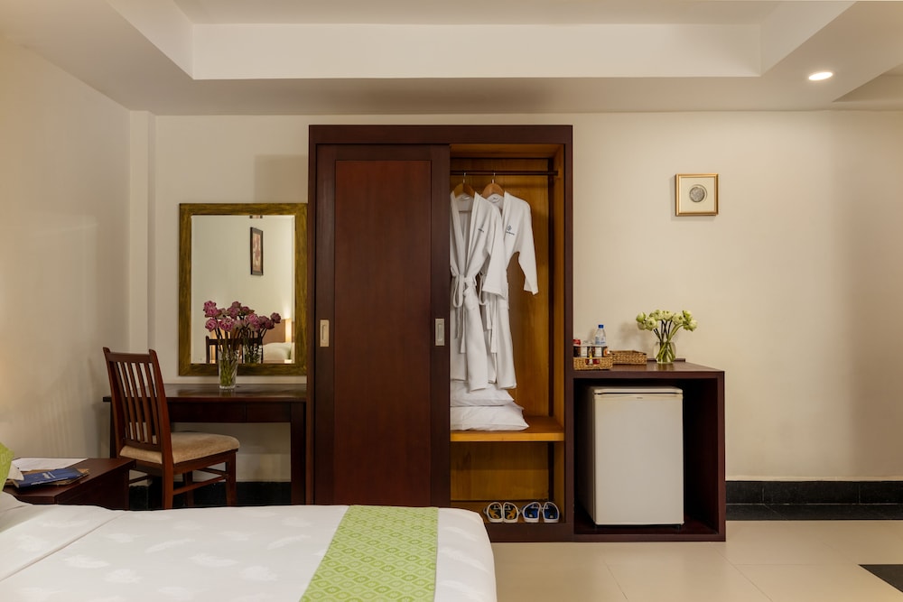 Skyline Boutique Hotel
