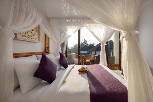 Swan Paradise A Pramana Experience