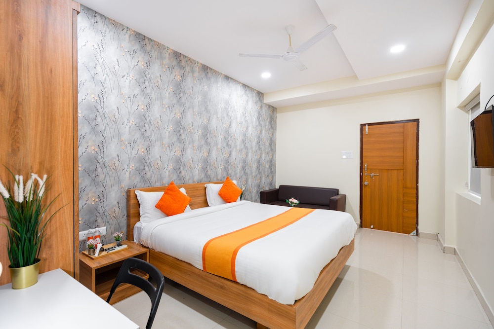 Hotel Iris Atnest Madhapur - A Business Hotel
