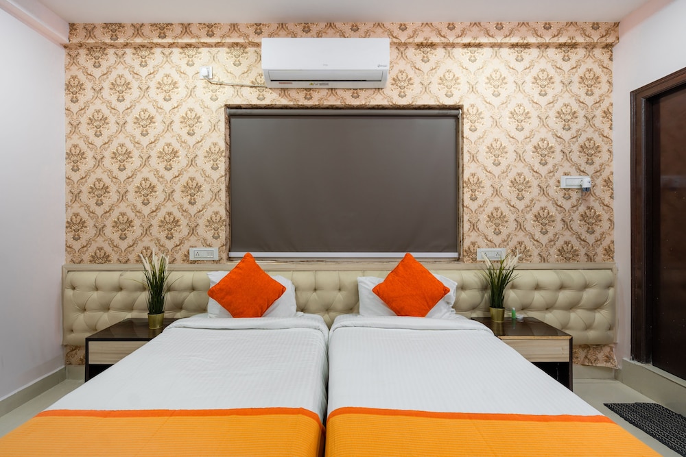 Hotel Iris Atnest Madhapur - A Business Hotel