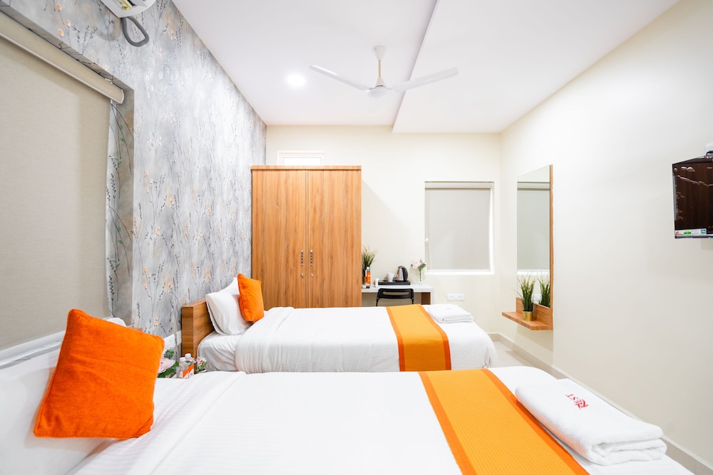 Hotel Iris Atnest Madhapur - A Business Hotel