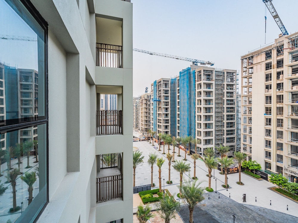 Creek Beachfront Heaven 1BR Luxe Harbor