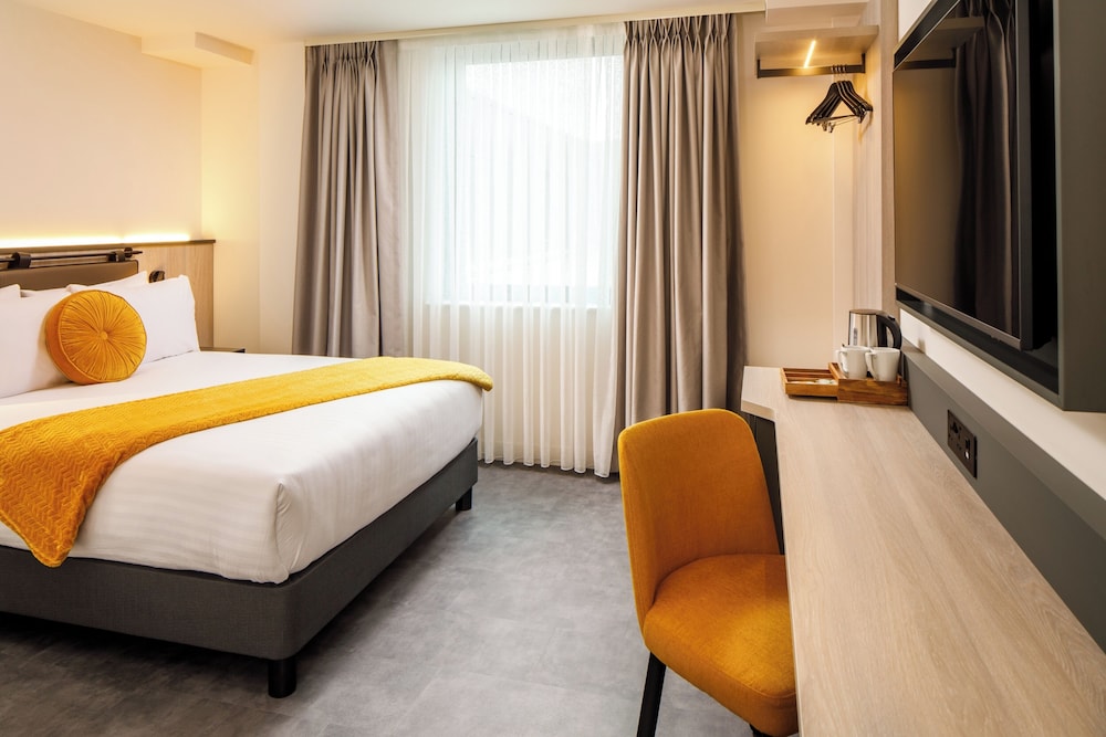 Southgate Hotel London