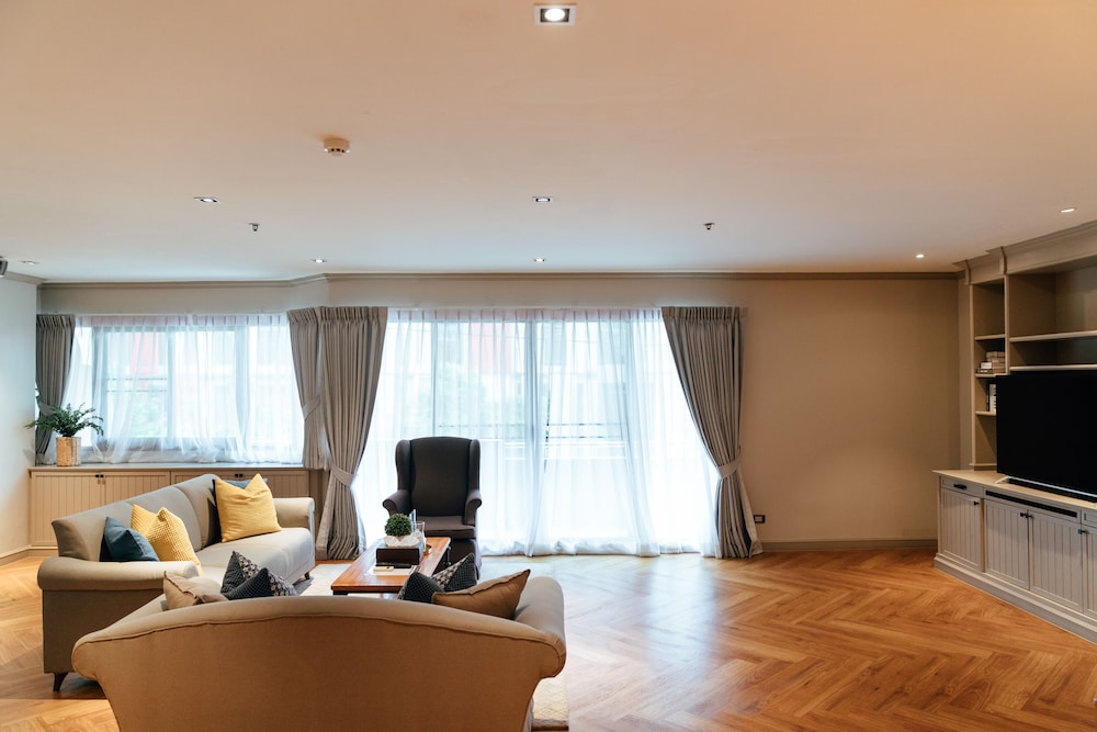 THEA Private Suites by TH District