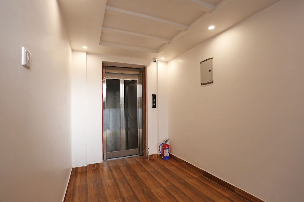 Hotel Skylark by Gabrian Hotels