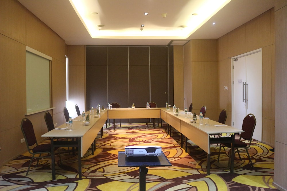 Citadines Connect Airport Jakarta