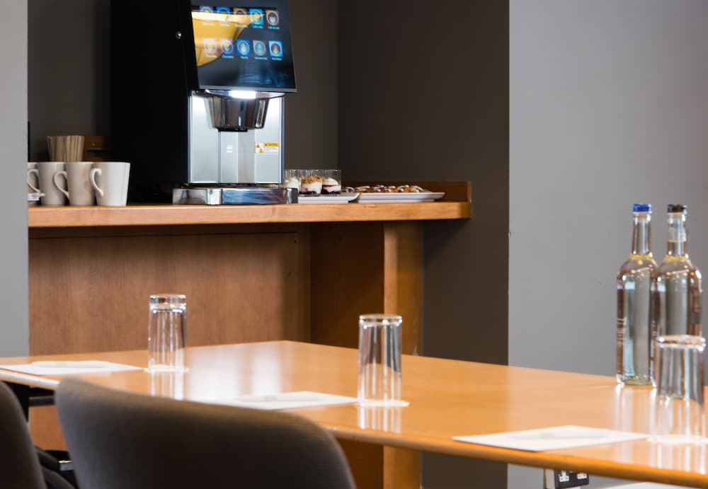 Holiday Inn London - West by IHG