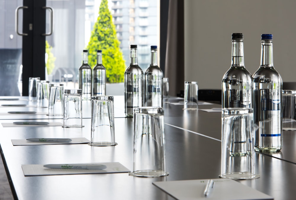 Holiday Inn London - West by IHG