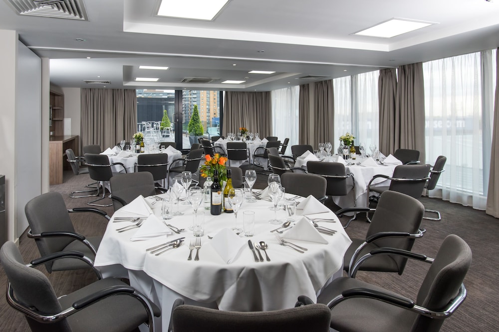 Holiday Inn London - West by IHG